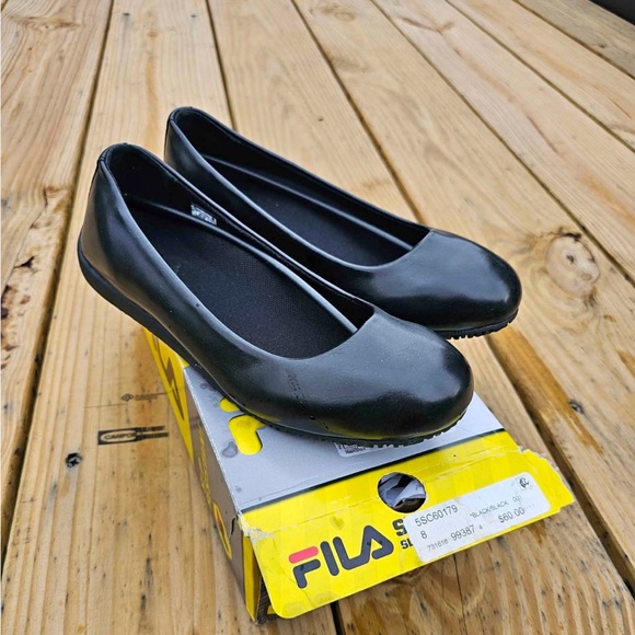 Fila Women's Classic Black Loafers - Picture 1 of 2